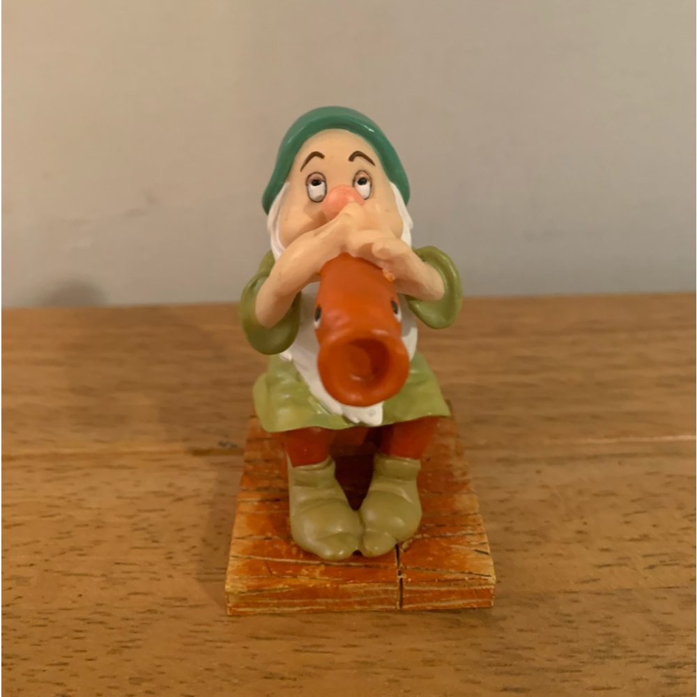 Walt Disney Snow White and the 7 Dwarfs 65th Anniversary Collection Sl…